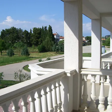 Villa Osipovica-2